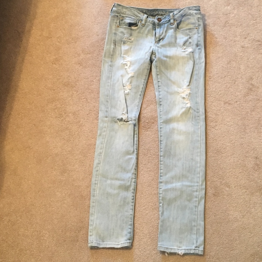 Light Straight Cut Jeans